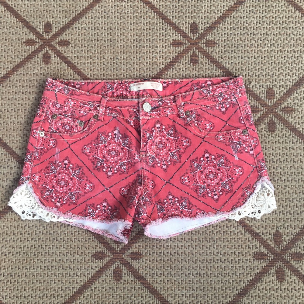 No Boundaries Red Paisley Shorts